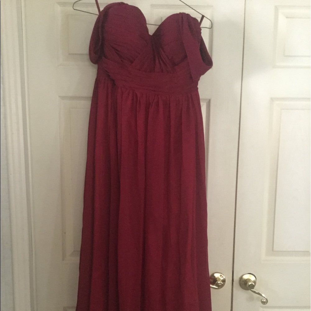 Prom dresses - Picture 7 of 8